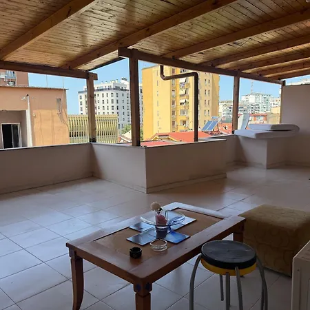 Rooftop Oasis 公寓 地拉那